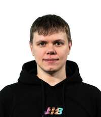 Андрей Комаров